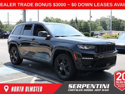New 2025 Jeep Grand Cherokee Limited w/ Black Appearance Package