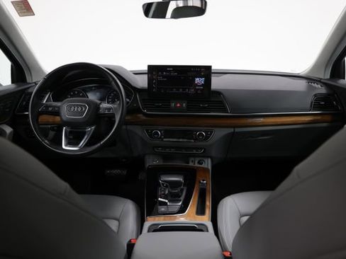 Used 2022 Audi Q5 2.0T Premium w/ Convenience Package image 14