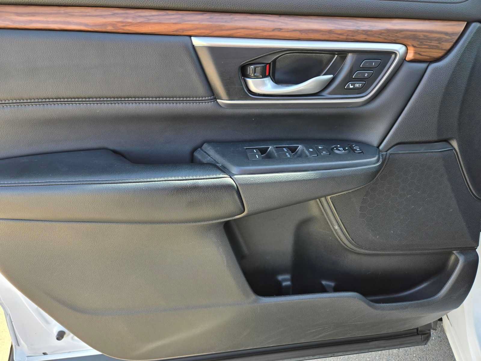 Used 2022 Honda CR-V EX-L image 16