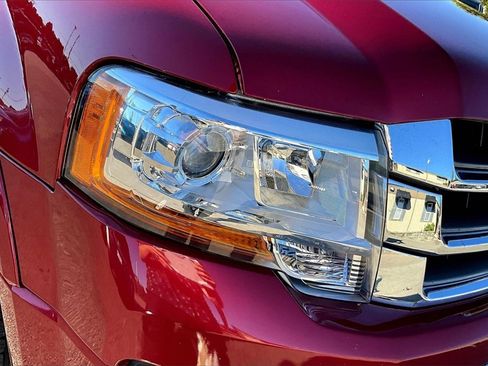 Used 2017 Ford Expedition EL Limited w/ Equipment Group 301A image 27