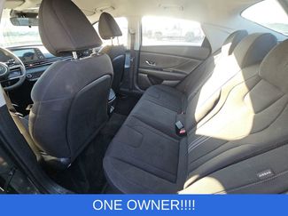 Used 2025 Hyundai Elantra Blue video 1