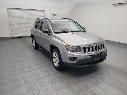 Used 2015 Jeep Compass Sport w/ Power Value Group AWD/4WD image 13