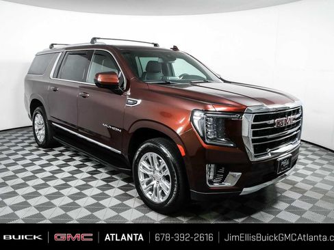 Used 2023 GMC Yukon XL SLT AWD/4WD image 1