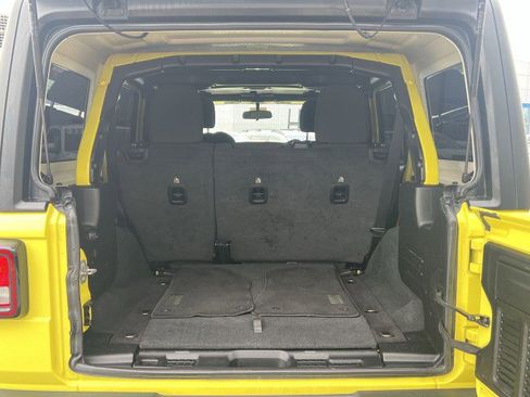 Used 2023 Jeep Wrangler Unlimited Sport image 25