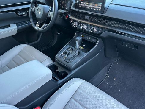 Used 2025 Honda CR-V EX-L image 16