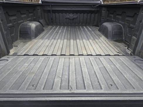 Used 2019 Chevrolet Silverado 1500 Custom Trail Boss image 25