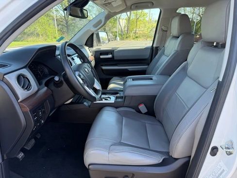 Used 2020 Toyota Tundra Limited w/ Truck Exterior Package image 6