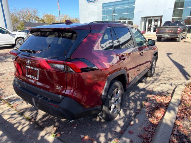 Used 2023 Toyota RAV4 XLE w/ Convenience Package AWD/4WD image 5