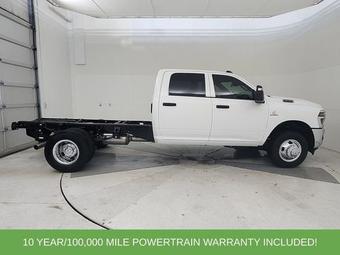 New 2026 RAM 3500 Tradesman w/ Chrome Appearance Group A AWD/4WD image 9