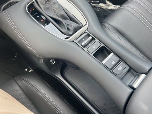 New 2026 Honda HR-V EX-L image 13