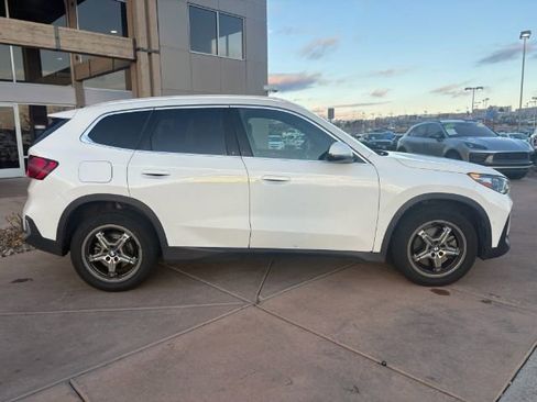 Used 2023 BMW X1 xDrive28i AWD/4WD image 9