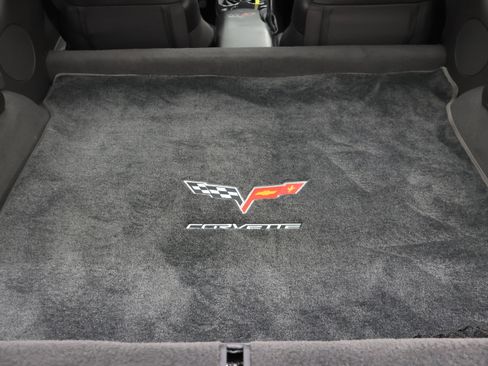 Used 2010 Chevrolet Corvette Coupe w/ 1LT RWD image 24