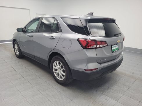 Used 2023 Chevrolet Equinox LS w/ LS Convenience Package FWD image 5