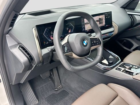 Certified 2025 BMW X3 xDrive30i w/ Premium Package AWD/4WD image 9