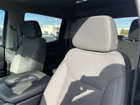 Used 2020 GMC Sierra 1500 SLE w/ SLE Value Package image 13