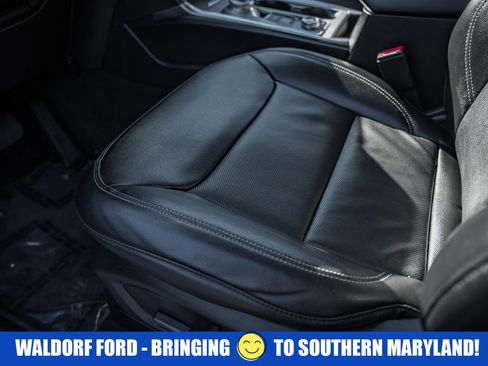 Used 2022 Ford Explorer Limited w/ Equipment Group 301A image 37