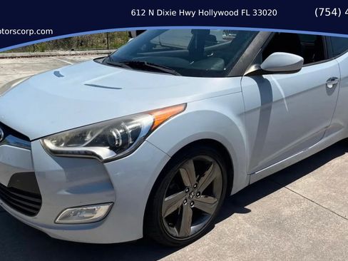 Used 2014 Hyundai Veloster RE:FLEX Edition FWD image 1
