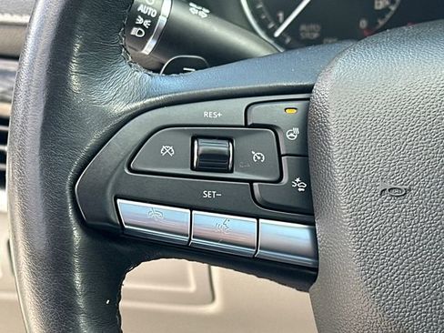 Used 2023 Cadillac XT4 Premium Luxury AWD/4WD image 35