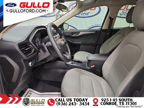 Used 2020 Ford Escape S image 28