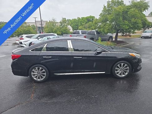 Used 2016 Hyundai Sonata Sport w/ Option Group 02 FWD image 2