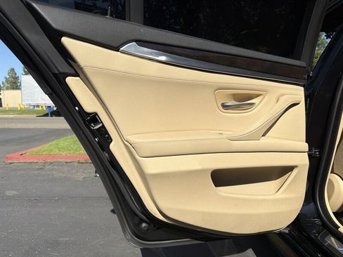 Used 2014 BMW 535i Sedan RWD image 26