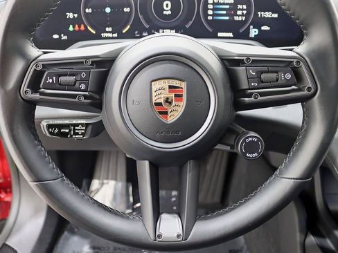 Used 2023 Porsche Taycan 4S w/ Premium Package image 13