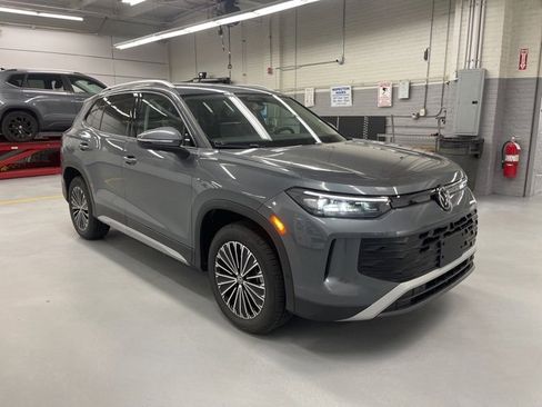 New 2026 Volkswagen Tiguan S image 5