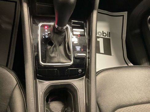 Used 2024 Jeep Compass Latitude image 23