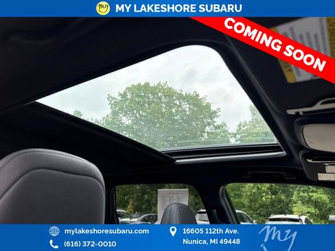 Used 2025 Subaru Forester Premium AWD/4WD image 15