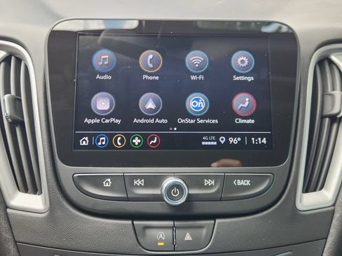 Used 2022 Chevrolet Malibu LT w/ Sport Edition FWD image 4