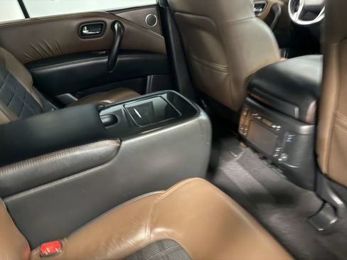 Used 2019 Nissan Armada Platinum w/ Captain's Chairs Package AWD/4WD image 75