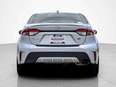 Used 2021 Toyota Corolla SE FWD image 4