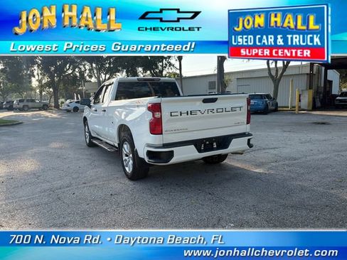 Used 2019 Chevrolet Silverado 1500 Custom w/ Custom Value Package AWD/4WD image 8