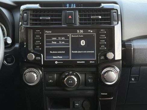 Used 2021 Toyota 4Runner TRD Off-Road AWD/4WD image 18