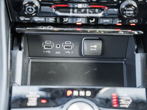 New 2025 Jeep Grand Cherokee Overland w/ Adv Protech Group III image 23