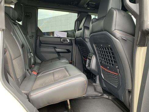 Used 2025 Ford Bronco Raptor AWD/4WD image 33
