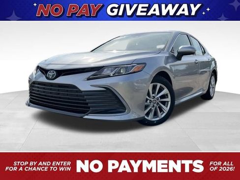 Used 2023 Toyota Camry LE image 1