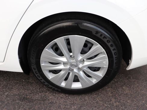 Used 2024 Nissan Sentra S FWD image 47