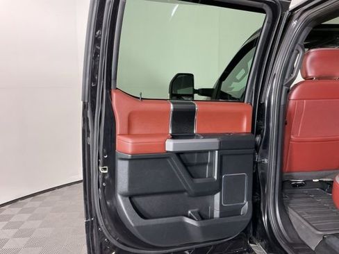Used 2019 Ford F350 Platinum w/ Platinum Ultimate Package AWD/4WD image 33