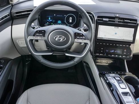 Used 2024 Hyundai Tucson Limited AWD/4WD image 18