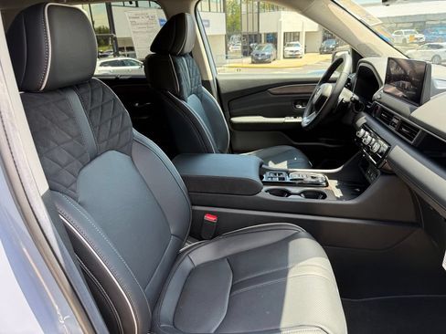 Used 2026 Honda Pilot Elite image 20