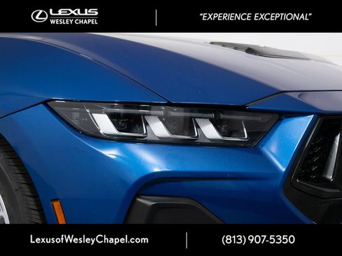 Used 2024 Ford Mustang GT Premium image 3