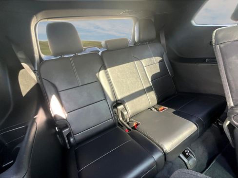 Used 2025 GMC Acadia Elevation w/ Elevation Premium Package image 17