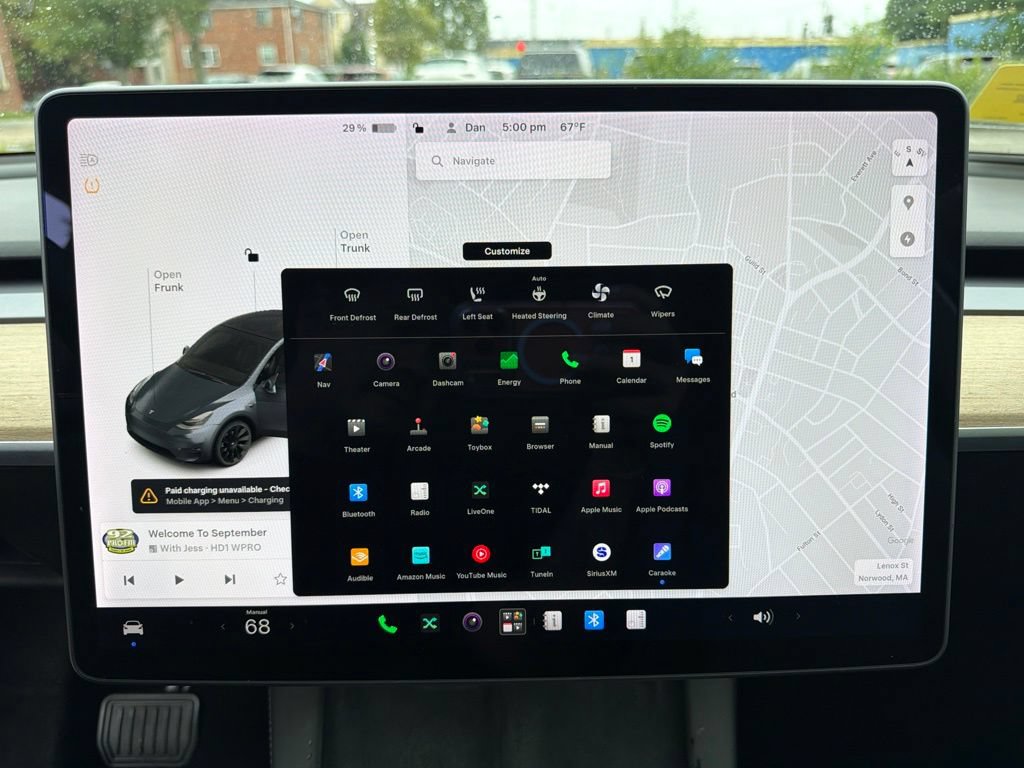 Used 2021 Tesla Model Y Long Range AWD/4WD image 21