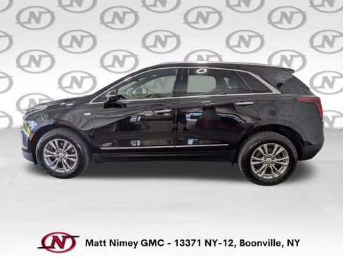 Used 2020 Cadillac XT5 Premium Luxury FWD image 2