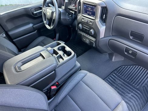 Used 2023 Chevrolet Silverado 1500 Custom image 15