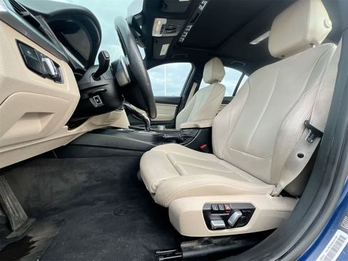 Used 2017 BMW 330i xDrive Sedan image 18