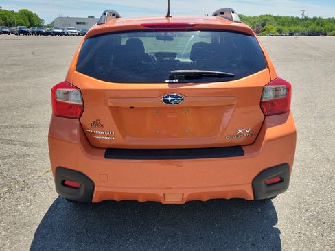 Used 2014 Subaru Crosstrek 2.0i Limited AWD/4WD image 6