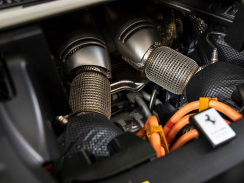 Certified 2025 Ferrari 296 GTS RWD image 37