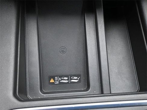 Used 2022 Chevrolet Silverado 2500 LTZ w/ LTZ Plus Package image 19